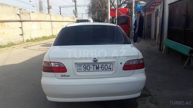 Fiat Albea 2006, 300,000 km - 1.4 л - Bakı