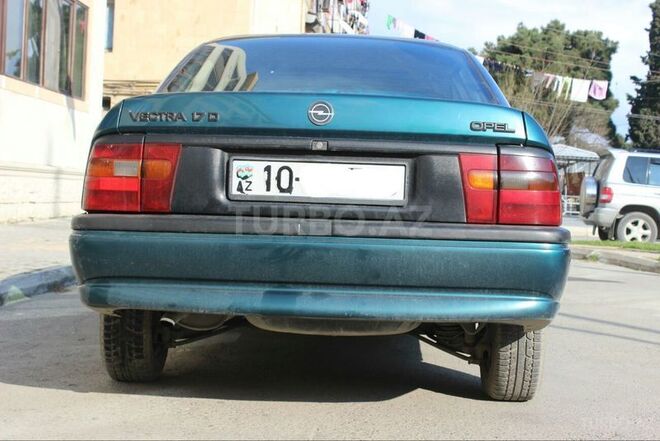 Opel Vectra 1995, 250,000 km - 1.7 l - Bakı