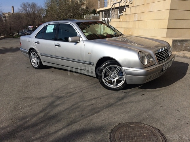 Mercedes E 280 1997, 252,000 km - 2.8 l - Bakı