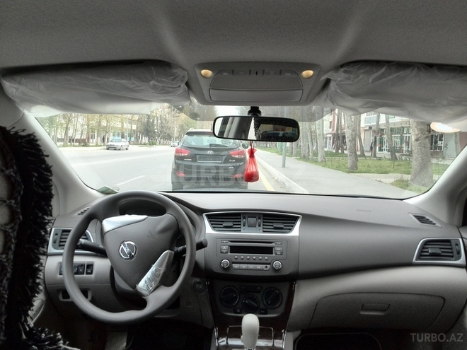 Nissan Sentra 2015, 8,000 km - 1.6 л - Mingəçevir