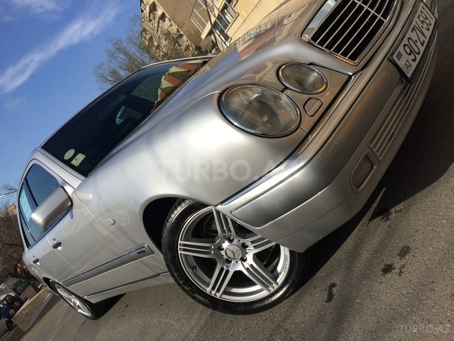 Mercedes E 280 1997, 252,000 km - 2.8 l - Bakı