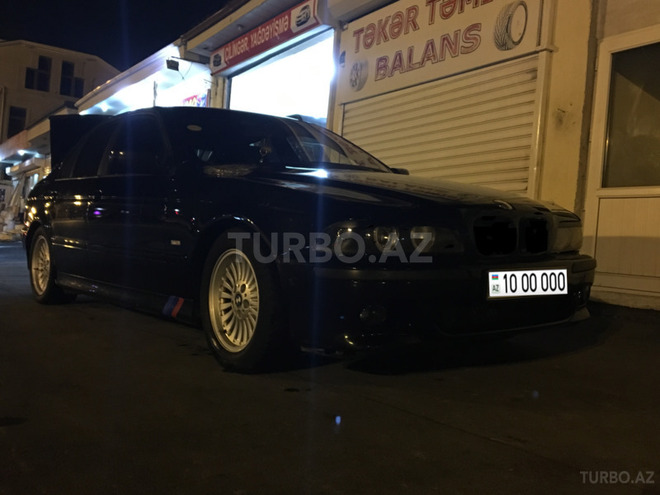 BMW 525 2001, 250,000 km - 2.5 l - Bakı
