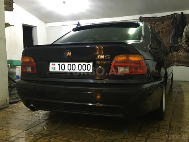 BMW 525 2001, 250,000 km - 2.5 l - Bakı