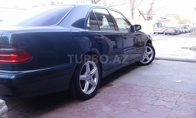 Mercedes E 270 2000, 24,700 km - 2.7 л - Bakı