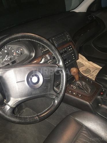 BMW 320 2001, 138 km - 2.2 l - Bakı