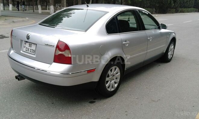 Volkswagen Passat 2002, 135,000 km - 1.8 l - Sumqayıt