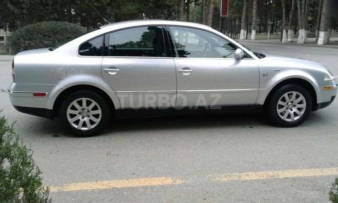 Volkswagen Passat 2002, 135,000 km - 1.8 l - Sumqayıt