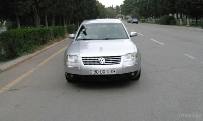 Volkswagen Passat 2002, 135,000 km - 1.8 l - Sumqayıt