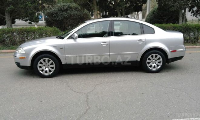 Volkswagen Passat 2002, 135,000 km - 1.8 l - Sumqayıt