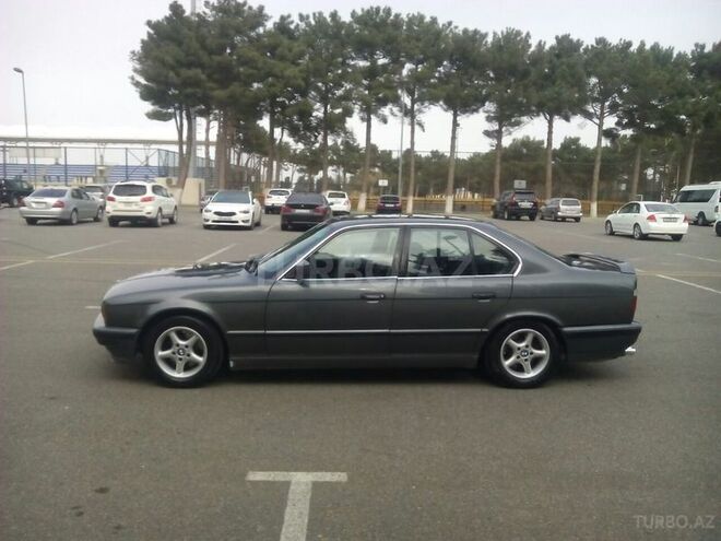 BMW 525 1991, 250,000 km - 2.5 л - Sumqayıt