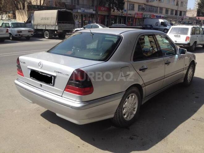 Mercedes C 230 1998, 280,000 km - 2.3 l - Bakı