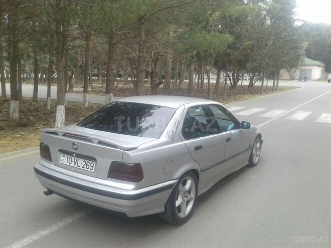BMW 320 1995, 250,000 km - 2.0 l - Sumqayıt