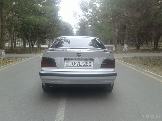 BMW 320 1995, 250,000 km - 2.0 l - Sumqayıt