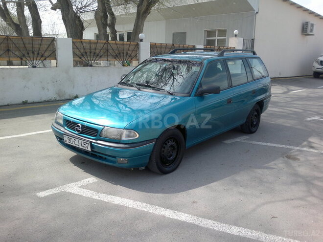 Opel Astra 1996, 250,000 km - 1.6 л - Sumqayıt