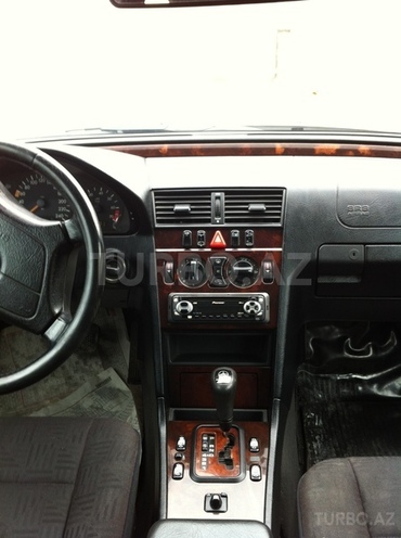 Mercedes C 200 1998, 233,000 km - 2.0 l - Bakı