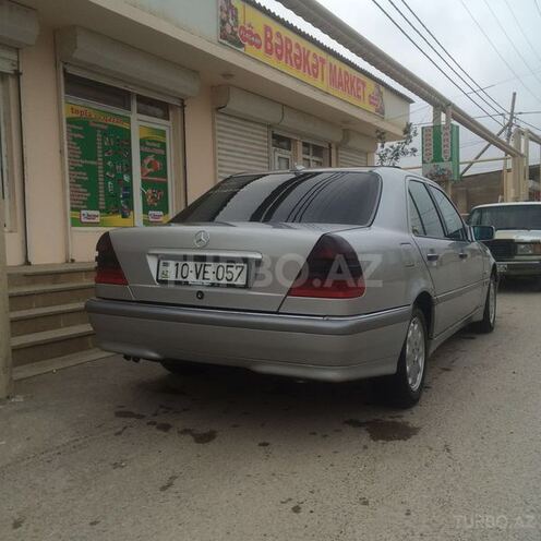 Mercedes C 240 1999, 284,000 km - 2.4 л - Bakı