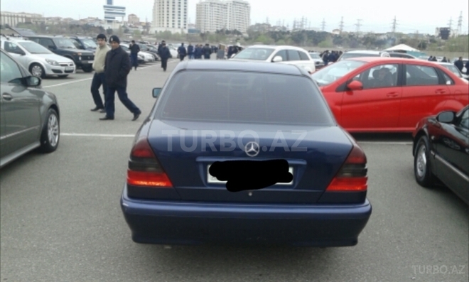 Mercedes C 180 2000, 197,000 km - 1.8 л - Bakı
