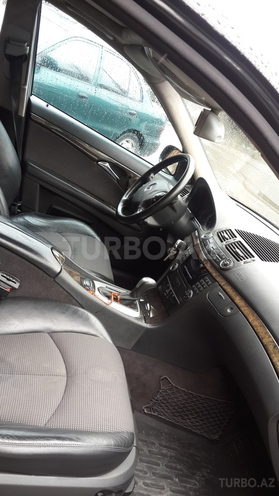 Mercedes E 320 2004, 240,000 km - 3.2 l - Bakı