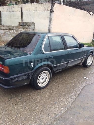 BMW 318 1984, 240,000 km - 1.8 l - Bakı