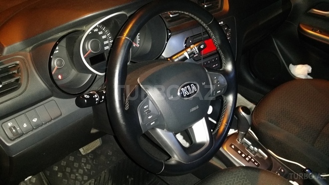 Kia Rio 2015, 40,000 km - 1.4 l - Bakı