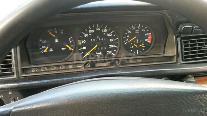 Mercedes E 200 1991, 307,747 km - 2.0 l - Bakı