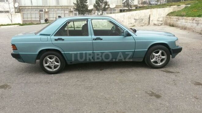 Mercedes E 200 1991, 307,747 km - 2.0 l - Bakı