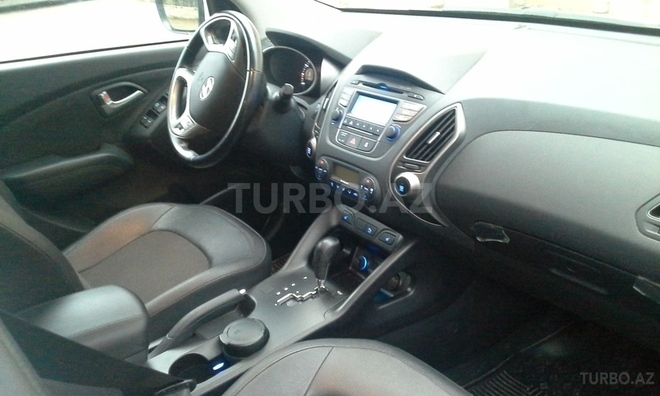 Hyundai ix35 2014, 25,000 km - 2.0 л - Bakı