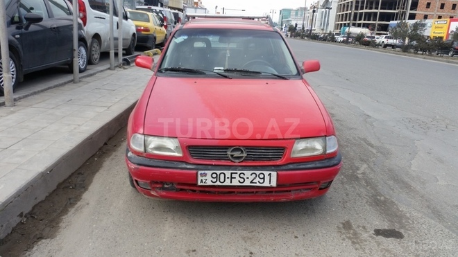Opel Astra 1996, 320,000 km - 1.6 l - Bakı