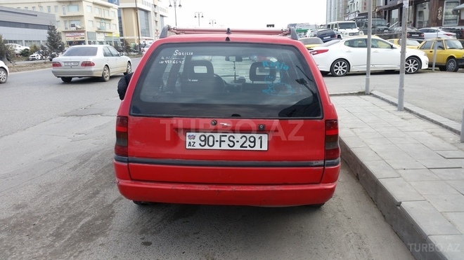 Opel Astra 1996, 320,000 km - 1.6 l - Bakı