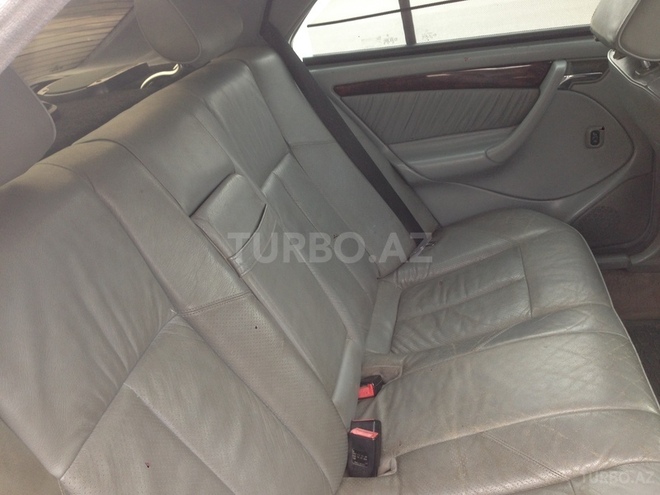 Mercedes C 230 1998, 224,000 km - 2.3 l - Bakı