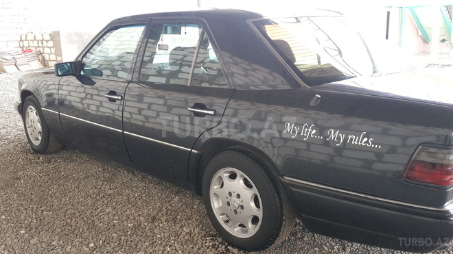 Mercedes E 300 1993, 424,062 km - 3.0 л - Ağstafa