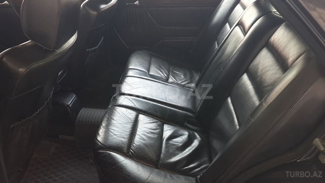 Mercedes E 300 1993, 424,062 km - 3.0 л - Ağstafa