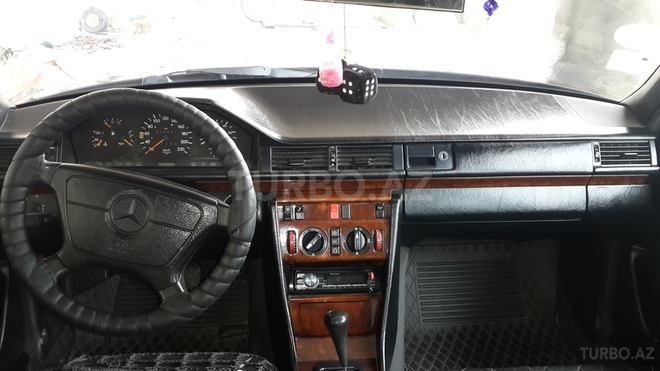 Mercedes E 300 1993, 424,062 km - 3.0 л - Ağstafa