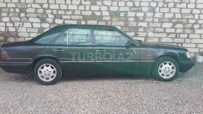Mercedes E 300 1993, 424,062 km - 3.0 л - Ağstafa