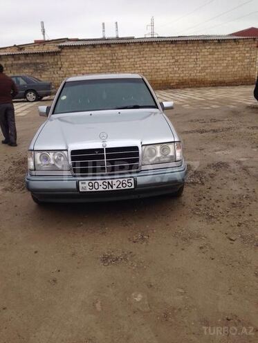 Mercedes E 200 1991, 150,000 km - 2.0 l - Naxçıvan