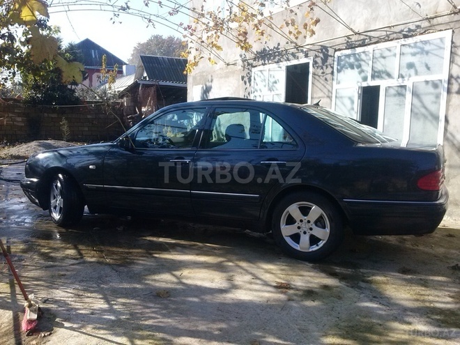 Mercedes E 240 1998, 198,000 km - 2.4 l - Lənkəran