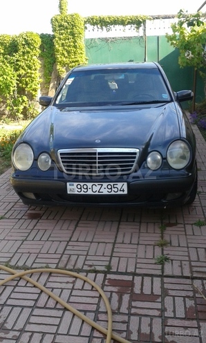 Mercedes E 270 1999, 250,000 km - 2.7 л - Bakı
