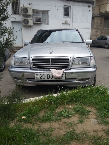 Mercedes C 240 1998, 275,000 km - 2.4 l - Gəncə