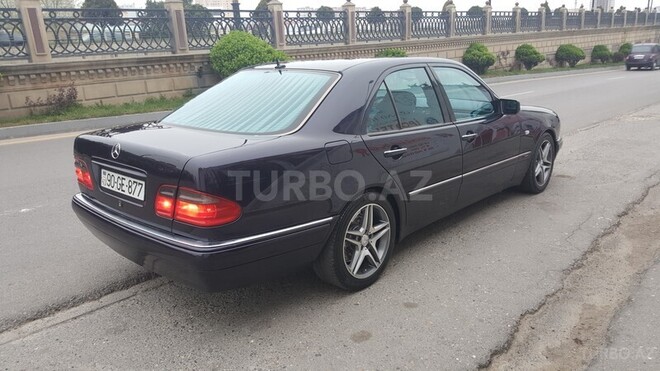 Mercedes E 230 1996, 270,000 km - 2.3 l - Bakı