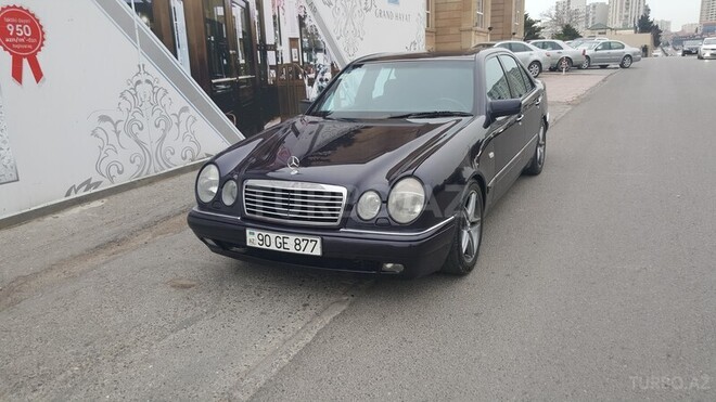 Mercedes E 230 1996, 270,000 km - 2.3 l - Bakı