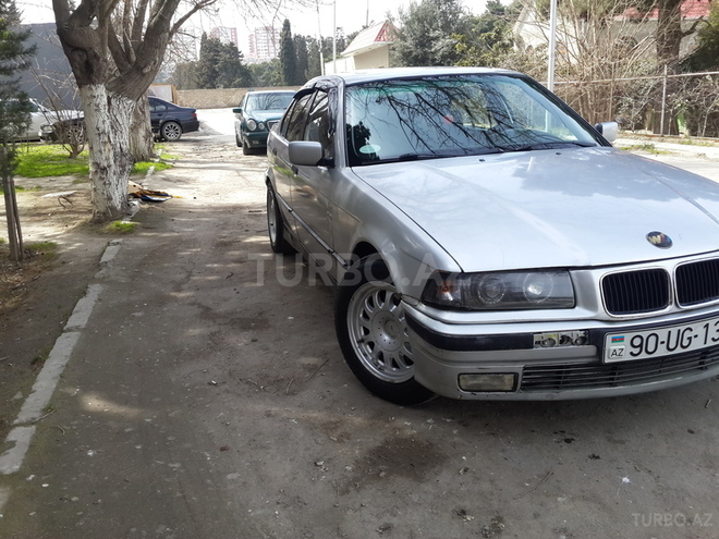 BMW 320 1991, 300,000 km - 2.0 l - Bakı