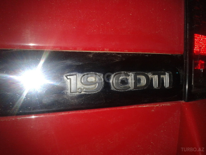 Opel Astra 2006, 298,000 km - 1.9 l - Bakı