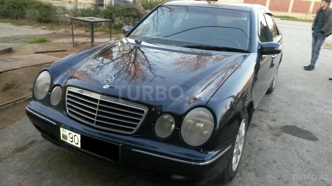 Mercedes E 240 2001, 220,000 km - 2.4 л - Bakı