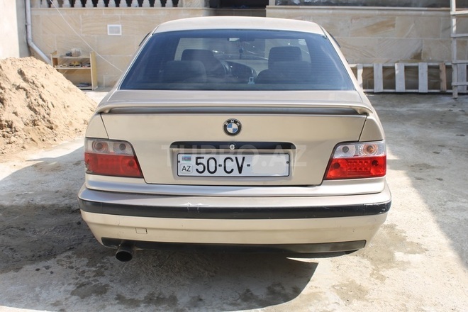 BMW 320 1992, 429,000 km - 2.0 l - Sumqayıt
