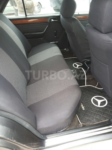 Mercedes E 200 1993, 255,000 km - 0.2 л - Sumqayıt