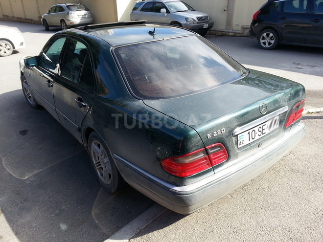Mercedes E 230 1997, 219,584 km - 2.3 l - Bakı