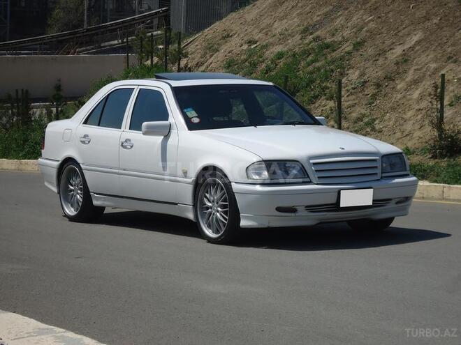 Mercedes C 240 1999, 250,000 km - 2.4 l - Bakı