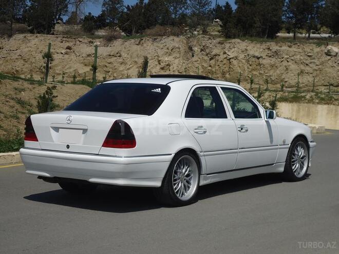 Mercedes C 240 1999, 250,000 km - 2.4 l - Bakı