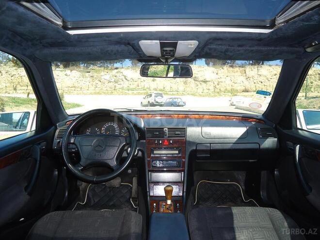 Mercedes C 240 1999, 250,000 km - 2.4 l - Bakı