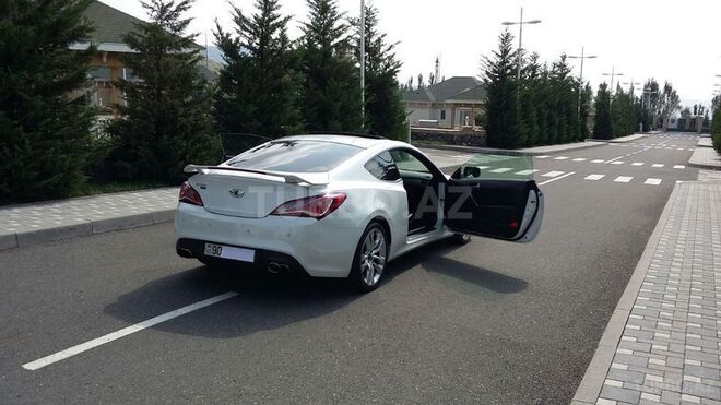 Hyundai Genesis 2013, 80,000 km - 2.0 л - Bakı